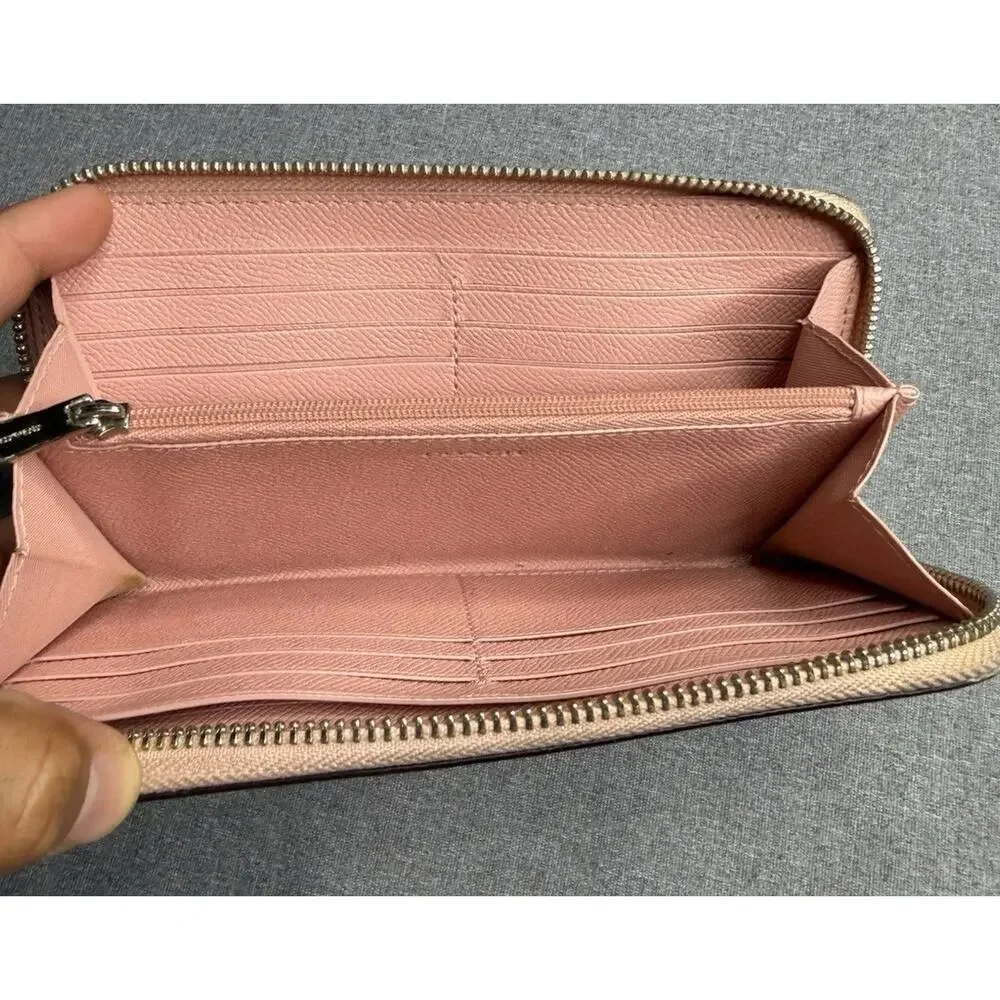 Coach Long Zip Around Wallet - Light Pink (C4451 IMRRJ) Xlnt Condition